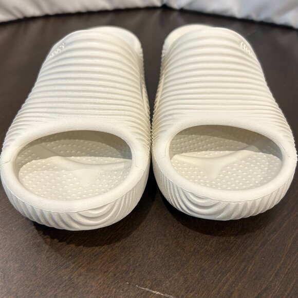 Crocs Mellow Tide Recovery Slide Sandal, Cream 7‎ - Picture 4 of 11